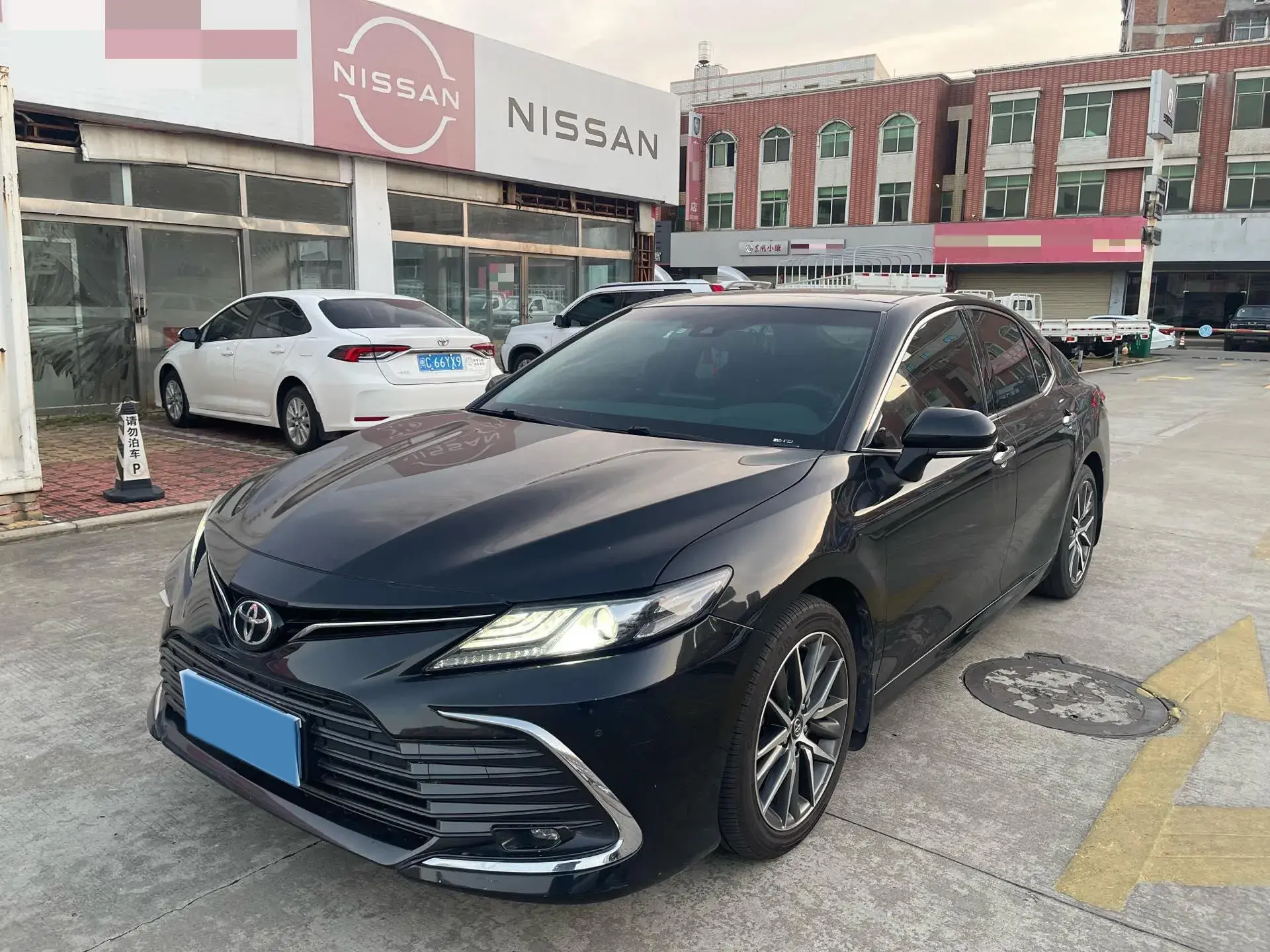 2021 TOYOTA CAMRY view 1