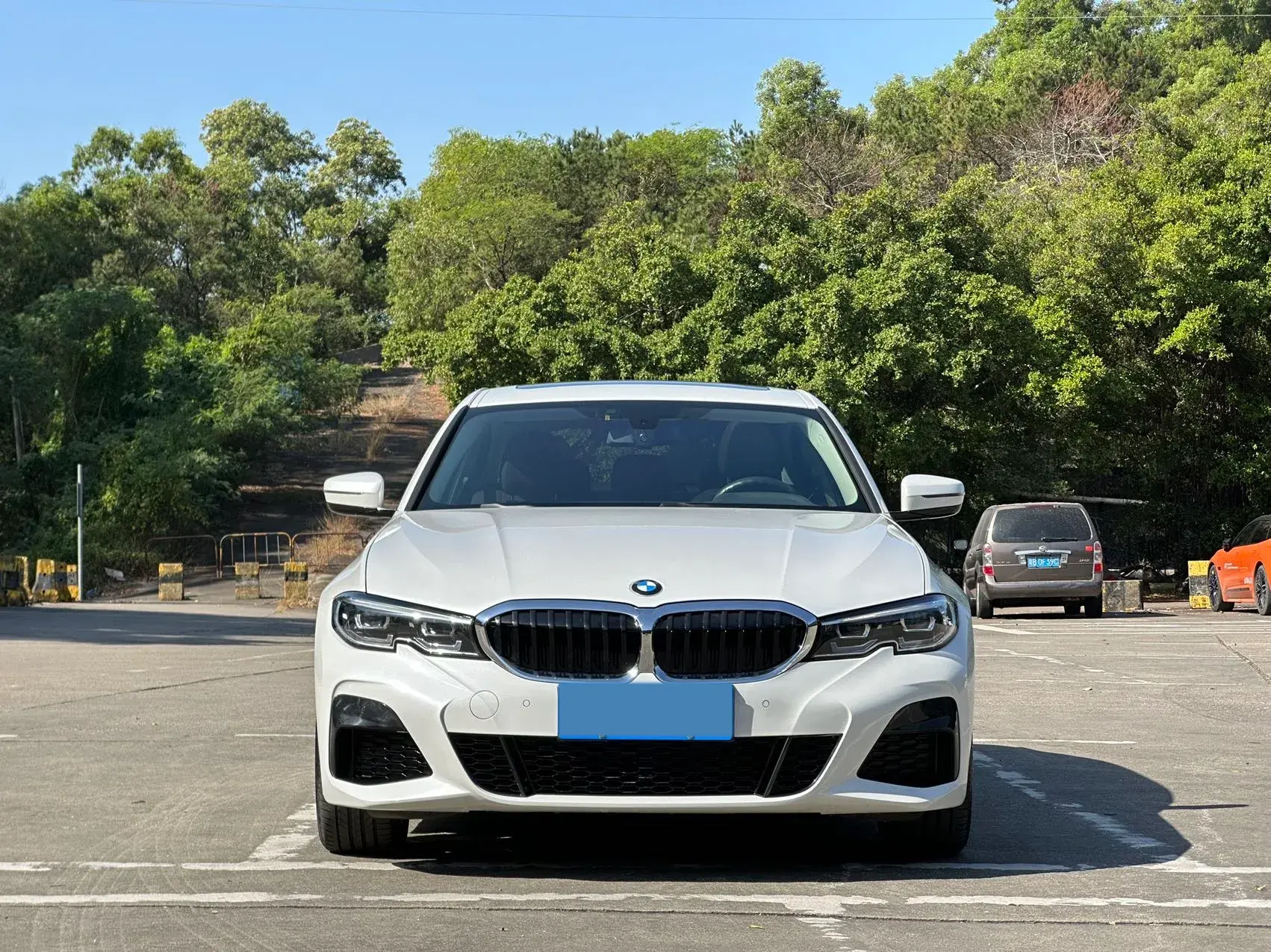2021 BMW 3 thumbnail 2