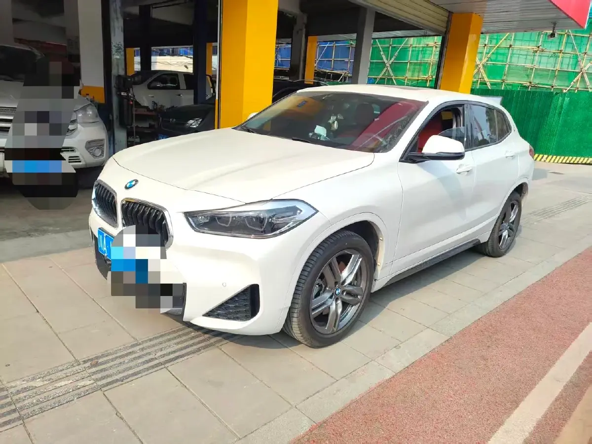 2022 BMW X2 2.0T 192HP L4 7DCT