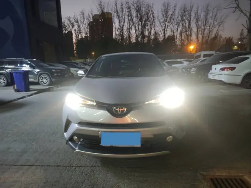 2020 TOYOTA IZOA thumbnail 2