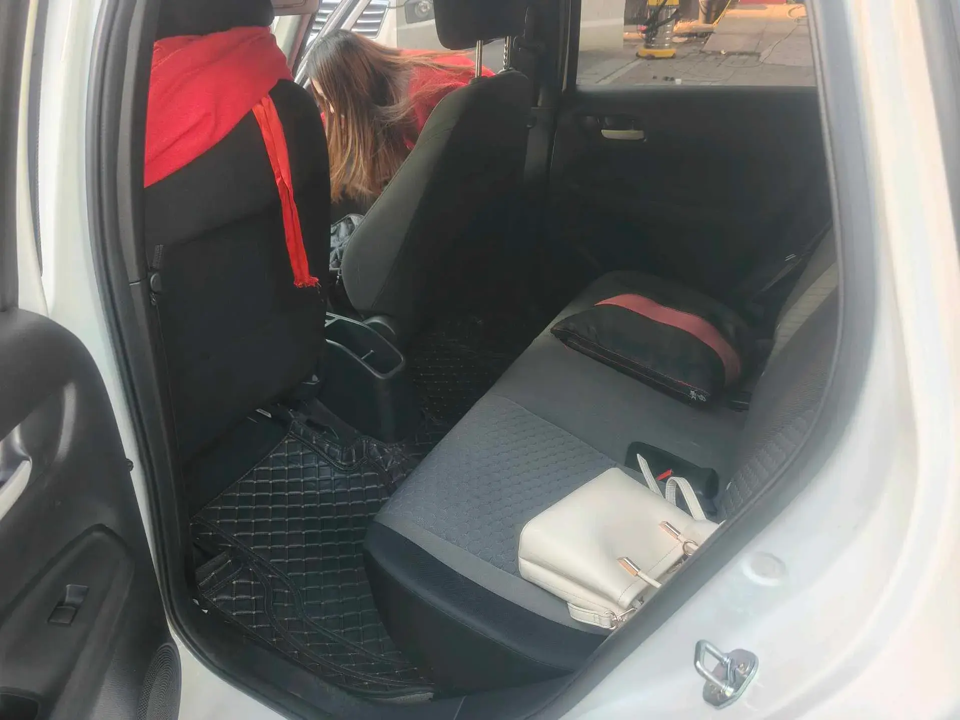 2023 HONDA FIT thumbnail 2