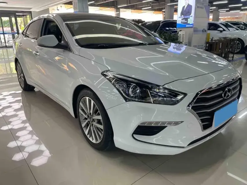 2017 HYUNDAI MISTRA thumbnail 2