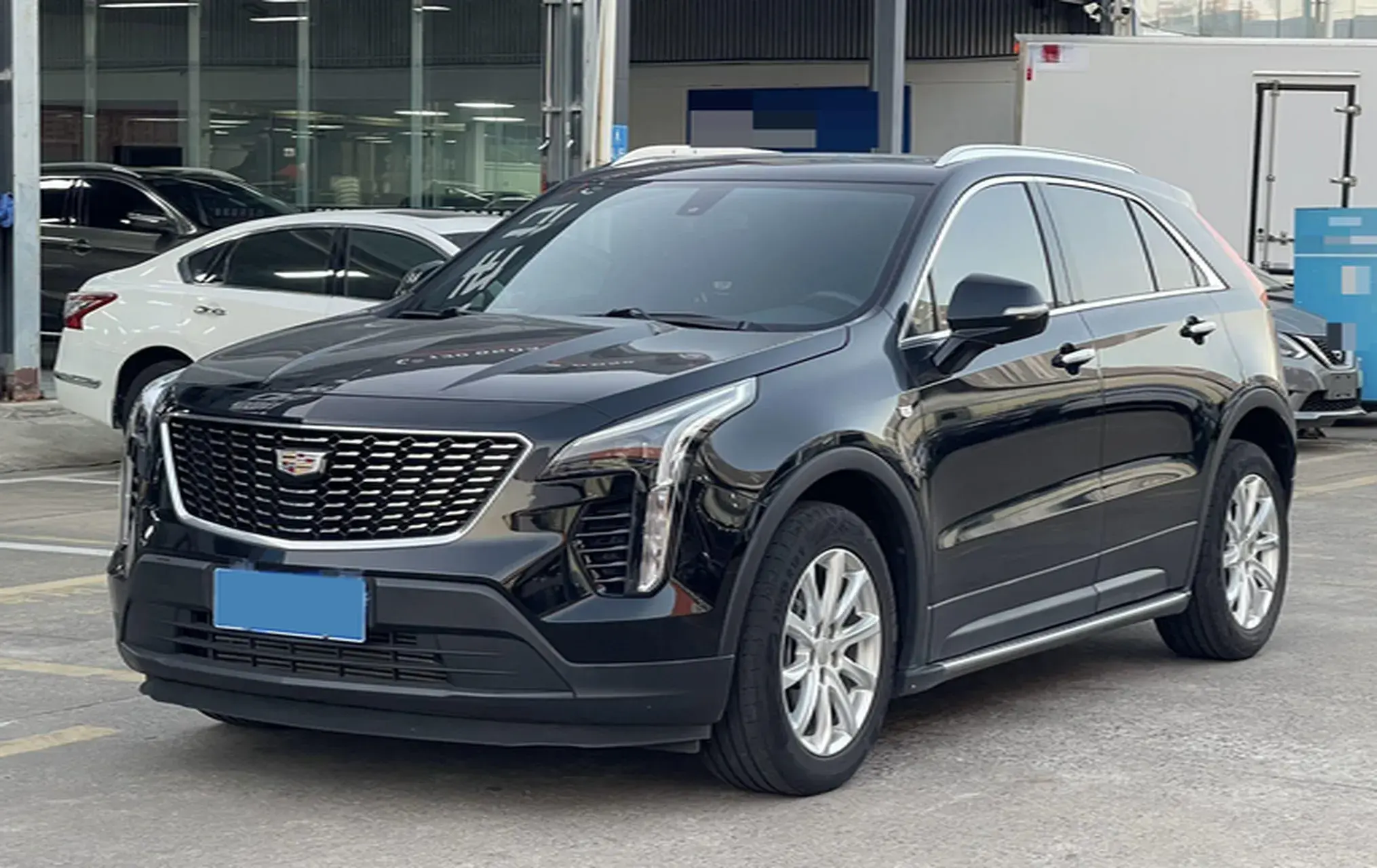 2022 CADILLAC XT4 view 1