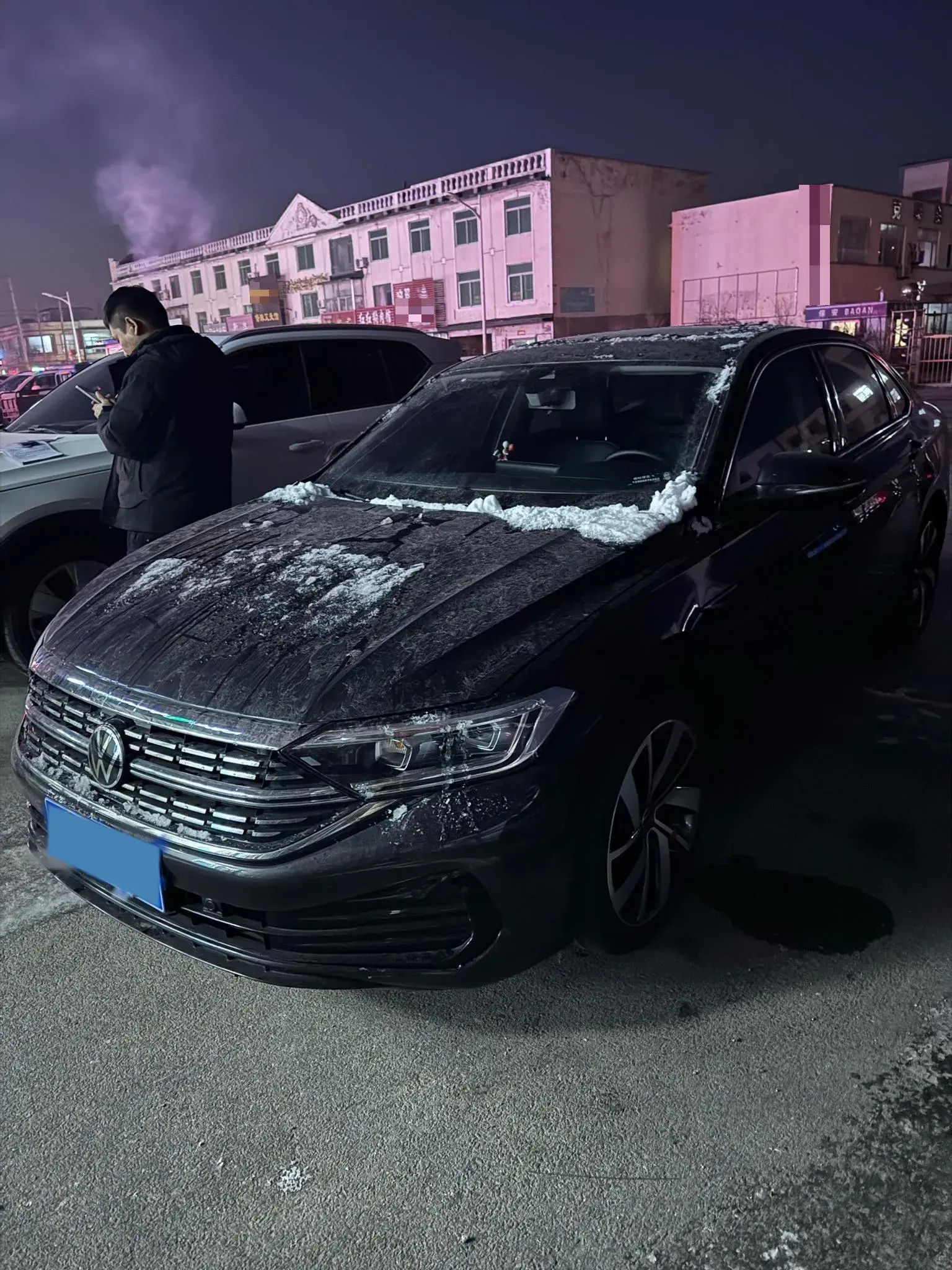 2023 VOLKSWAGEN SAGITAR view 1