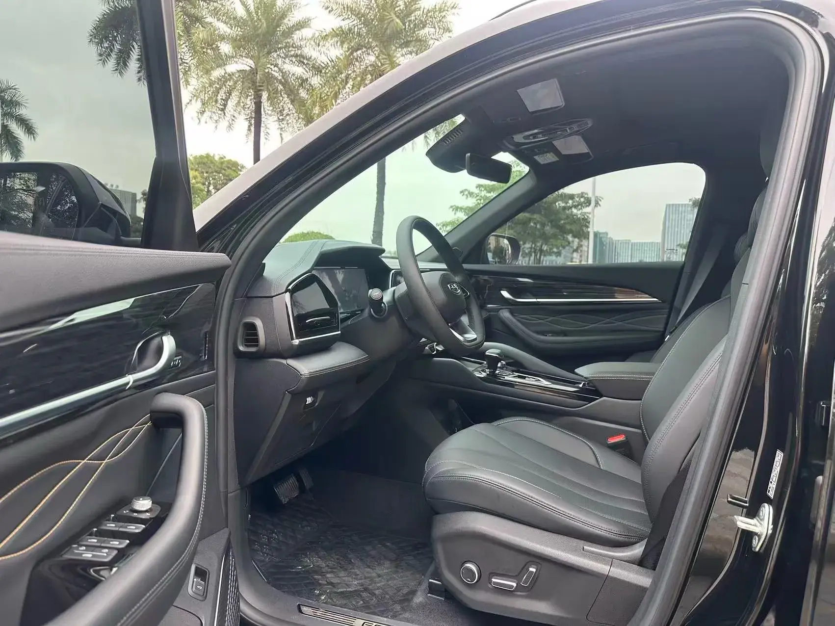 2024 GEELY MONJARO thumbnail 4