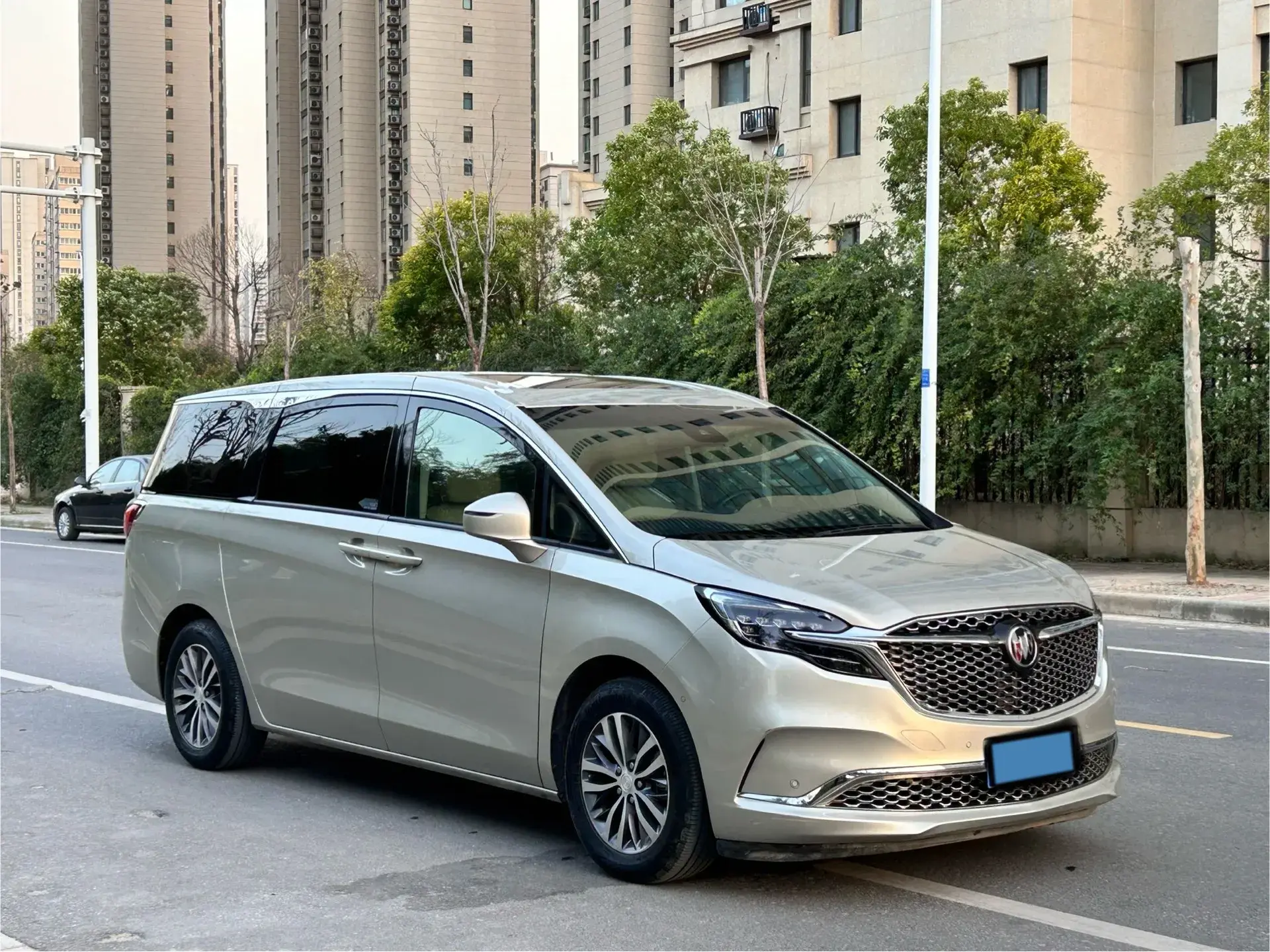 2022 BUICK GL8 thumbnail 3