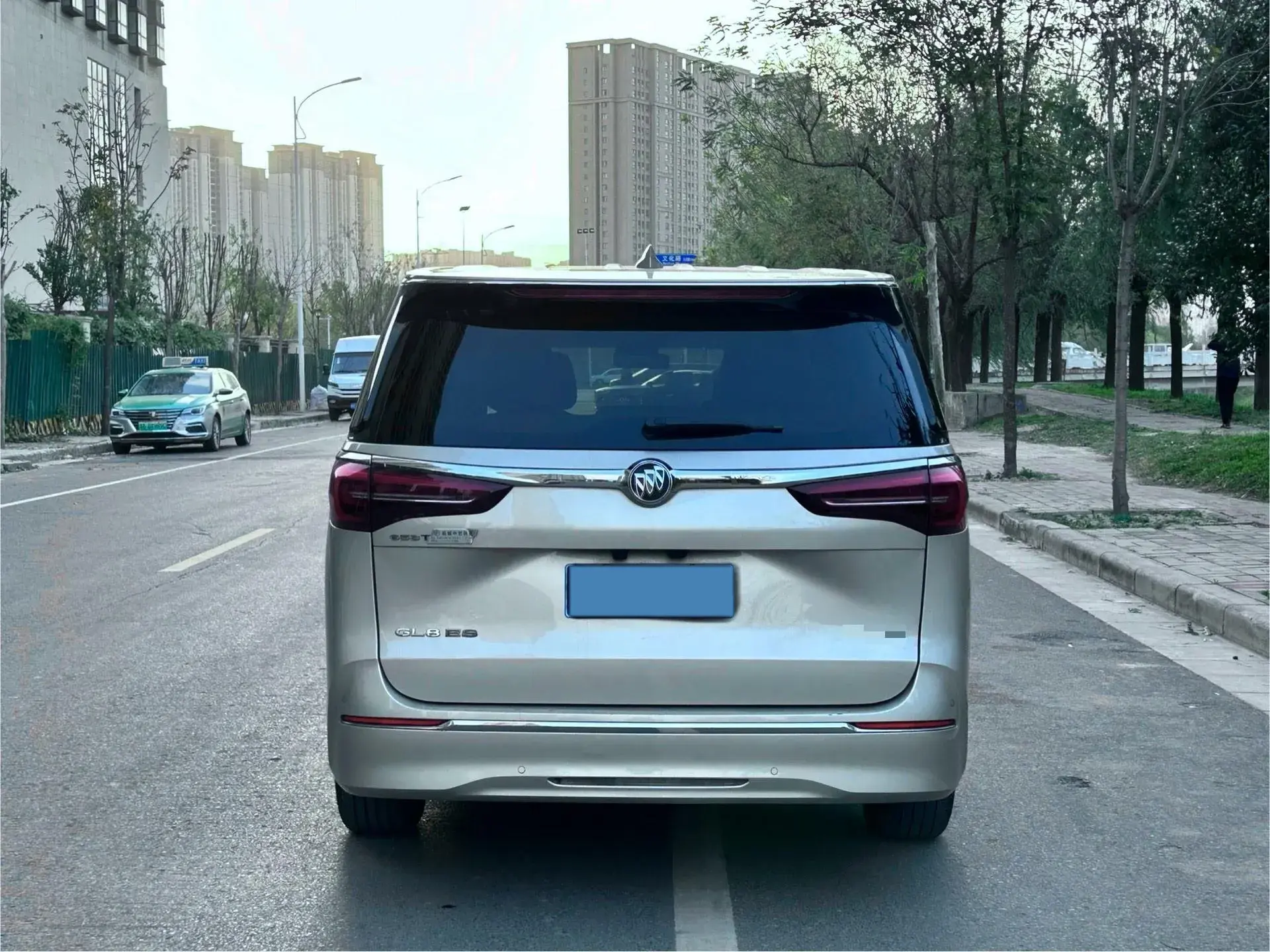 2022 BUICK GL8 thumbnail 4