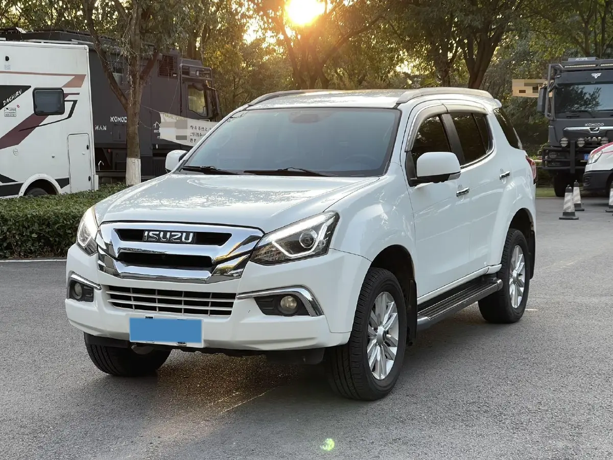 2018 Isuzu Mu-X 1.9T 163HP L4 6AT