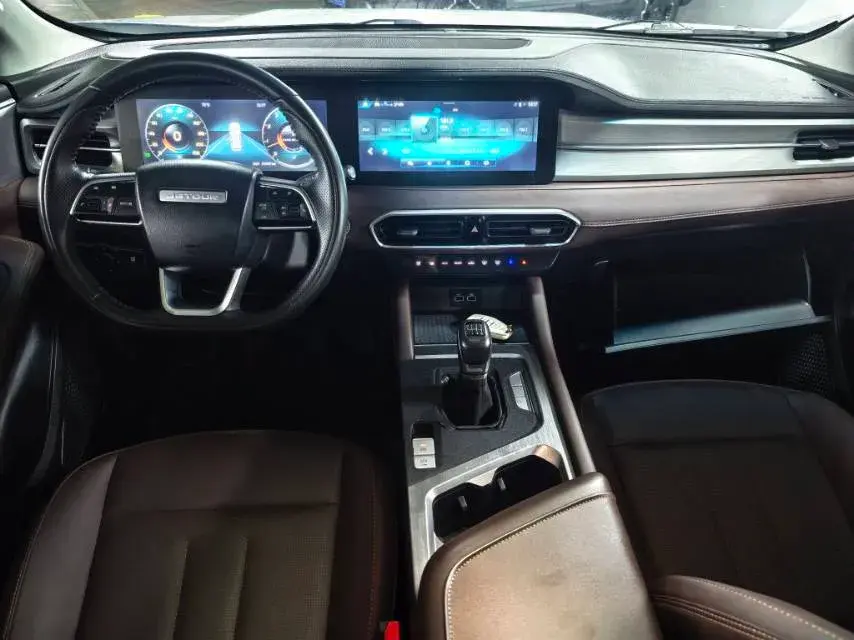 2023 JETOUR X90 thumbnail 4