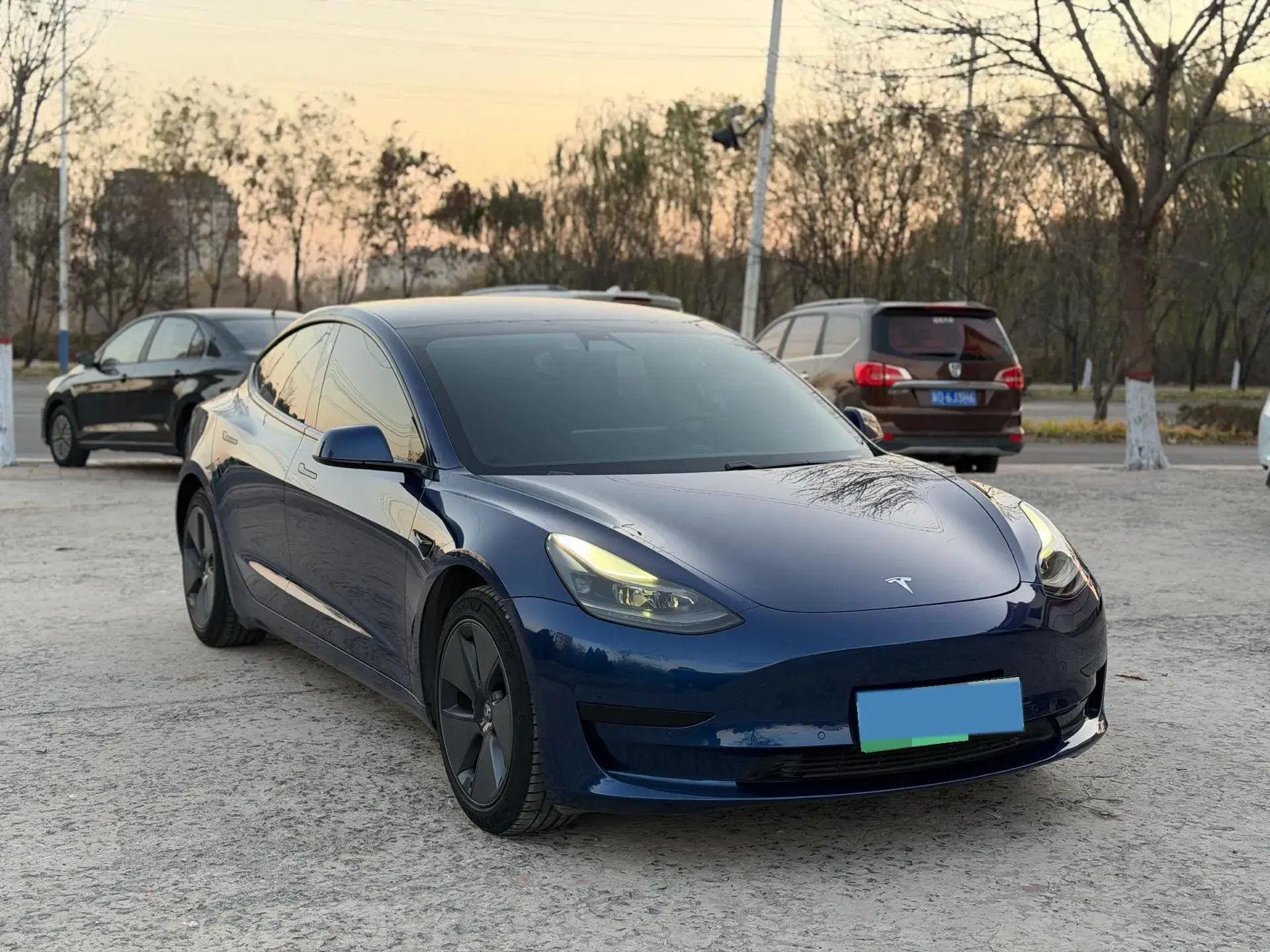 2020 TESLA MODEL thumbnail 3