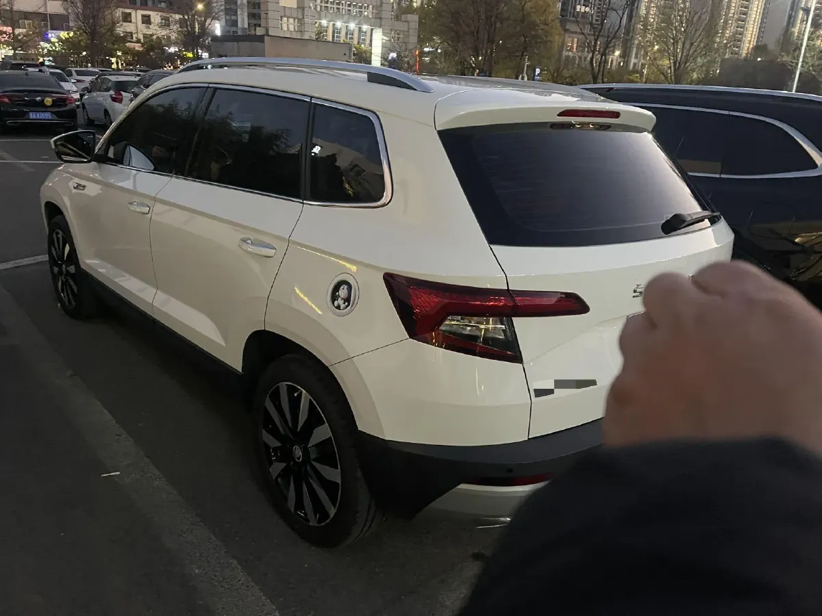2019 Skoda Karoq 1.4T 150HP L4 7DCT,autocango,china used car exporter,china ev exporter,chinese used car exporter,chinese used ev exporter