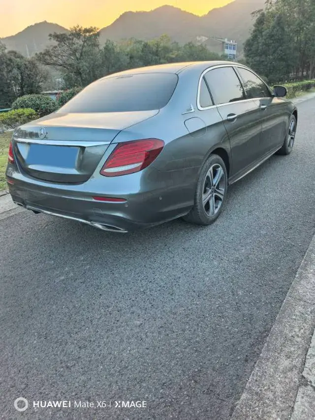 2020 MERCEDES-BENZ E thumbnail 4