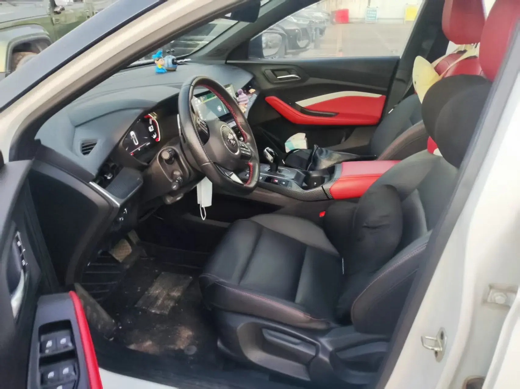 2021 MG 5 thumbnail 3