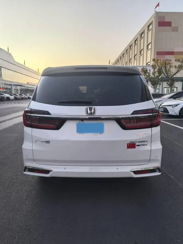 2022 HONDA ODYSSEY thumbnail 4