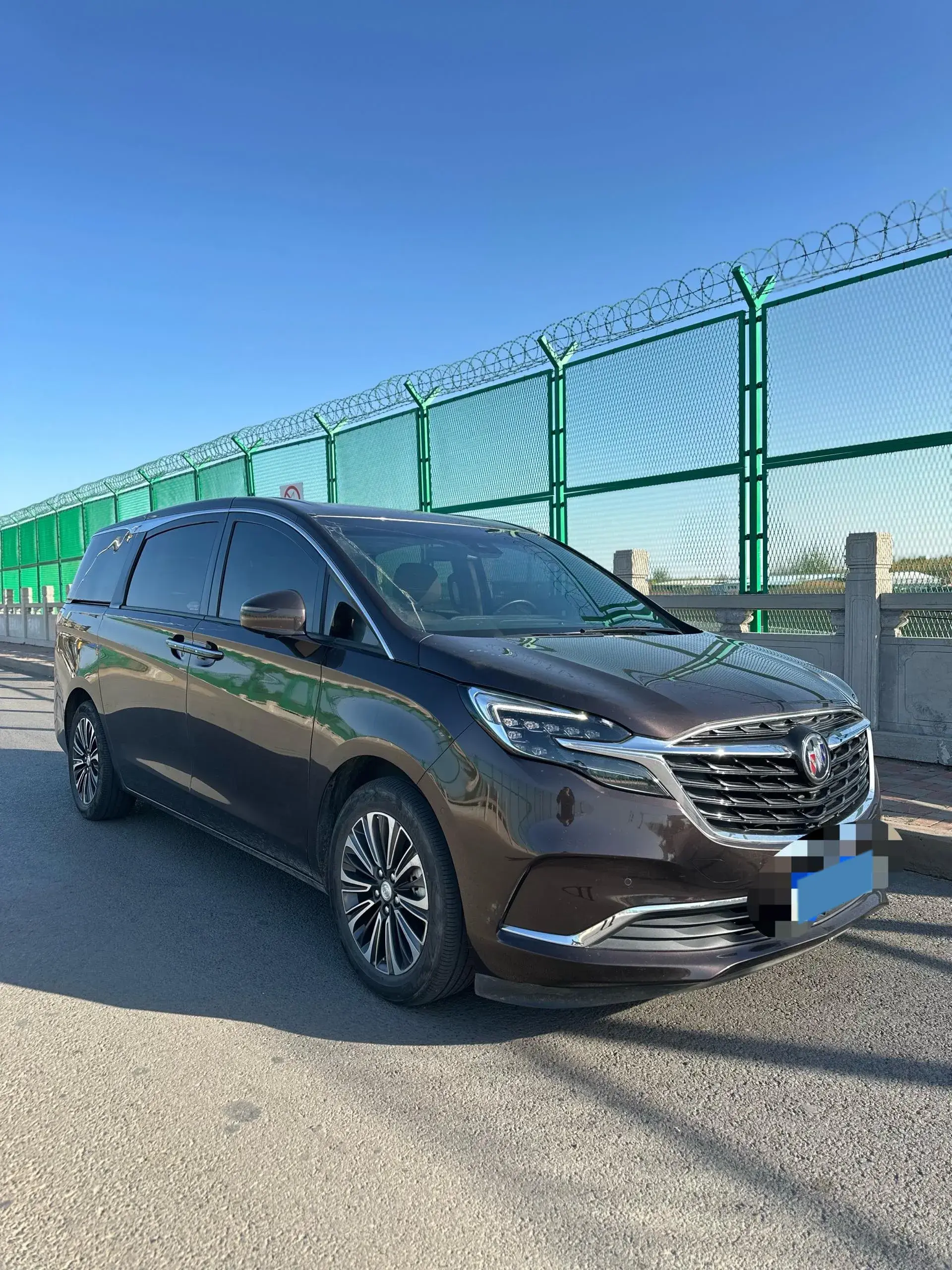 2020 BUICK GL8 thumbnail 3