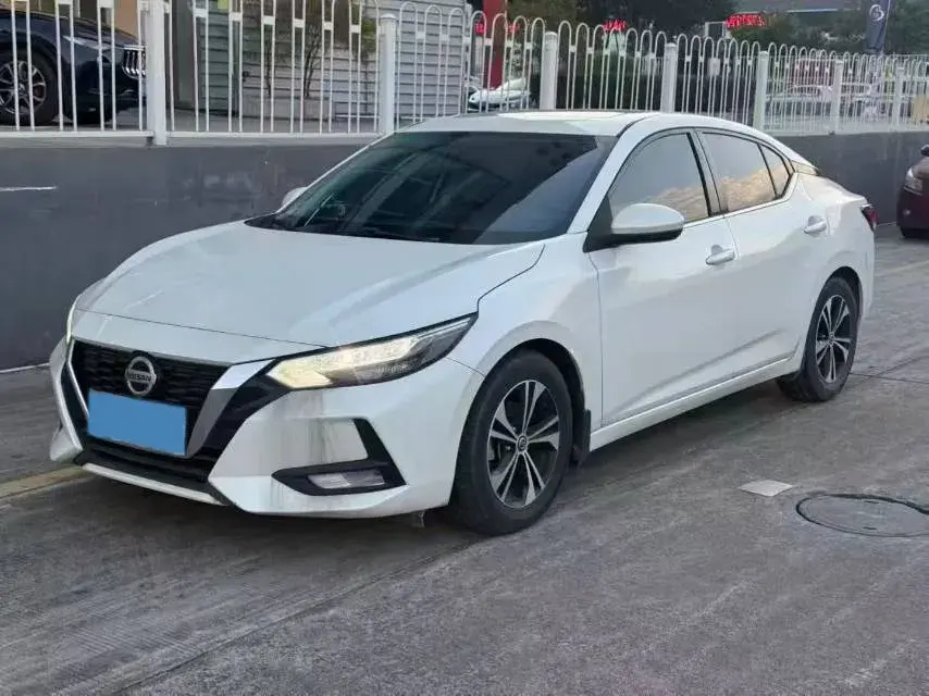 2020 NISSAN SYLPHY view 1