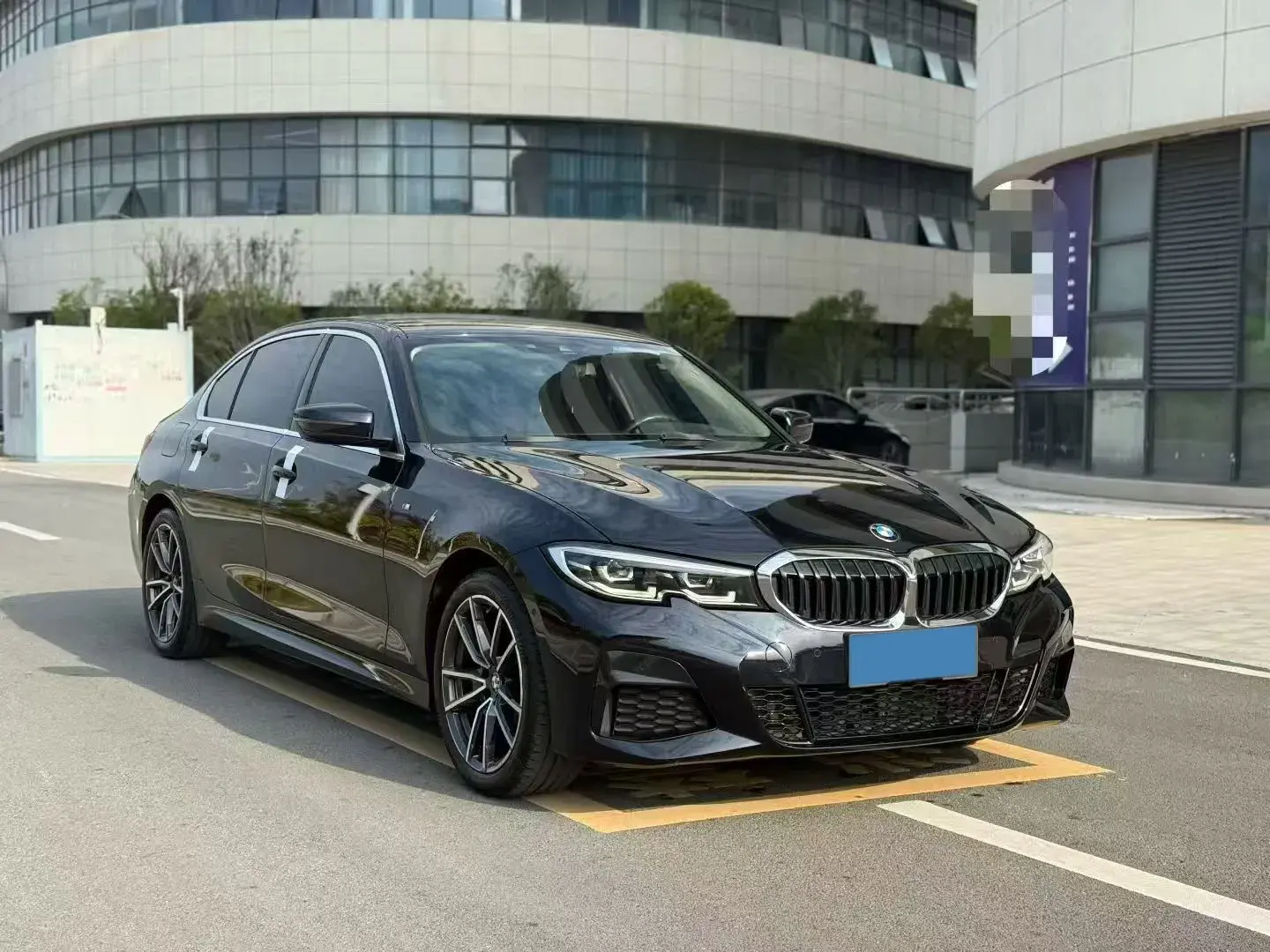 2020 BMW 3 thumbnail 2