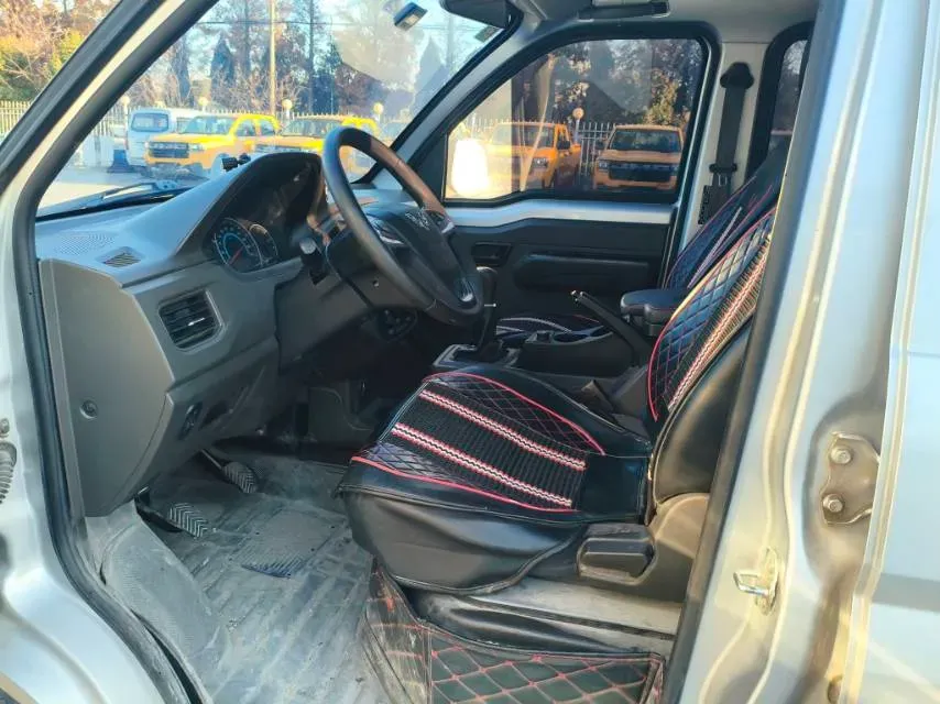 2021 WuLing RongGuang New Truck 1.5L 99HP L4 5MT,autocango,china used car exporter,china ev exporter,chinese used car exporter,chinese used ev exporter