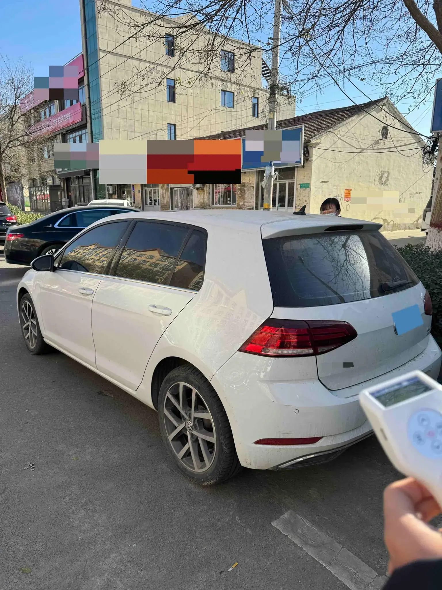 2020 VOLKSWAGEN GOLF thumbnail 4