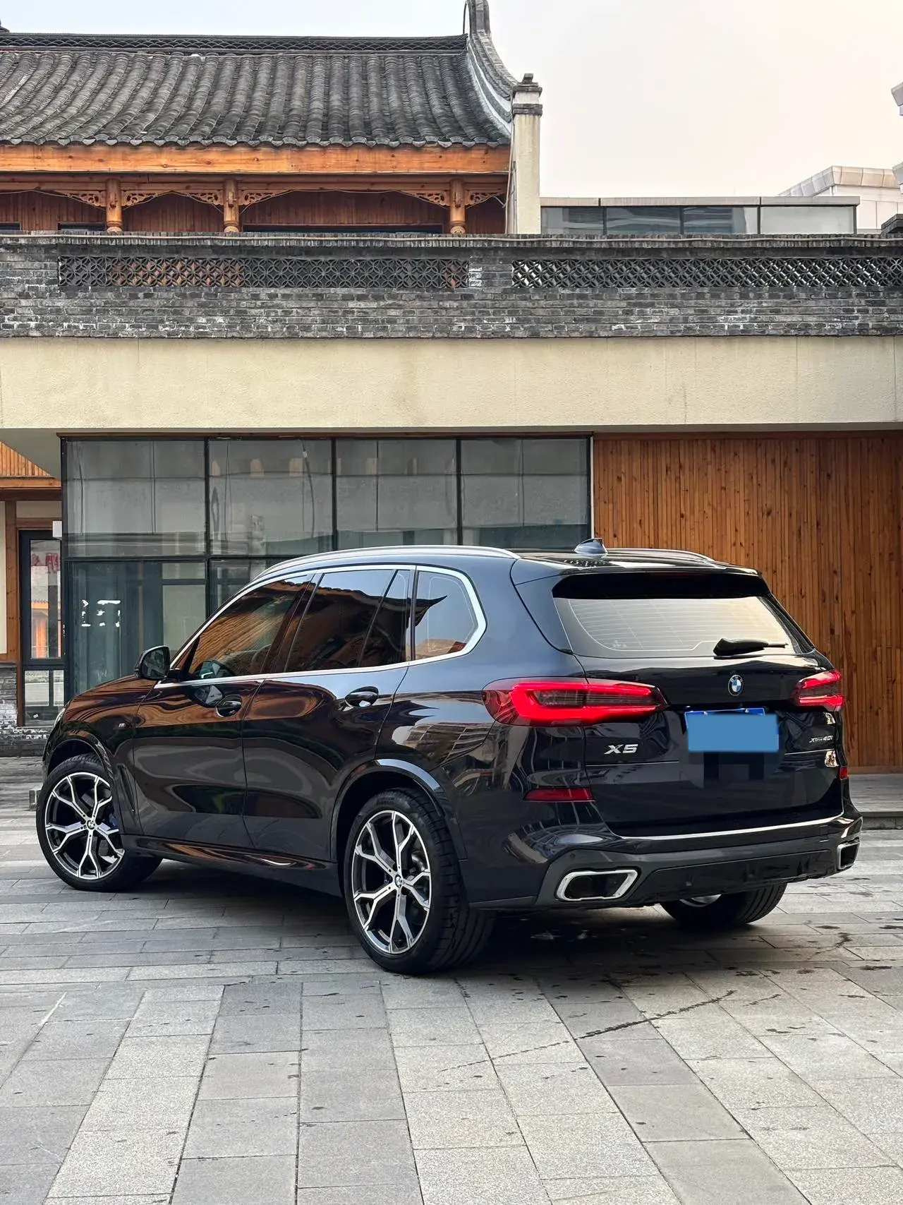 2021 BMW X5 thumbnail 4