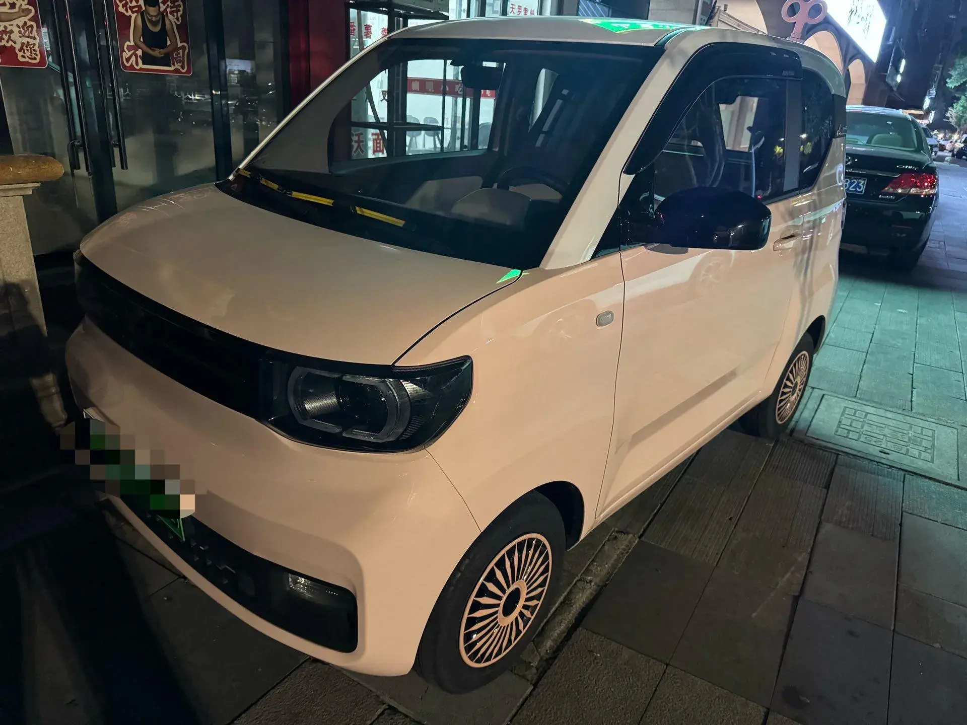 2021 WULING HONGGUANG view 1
