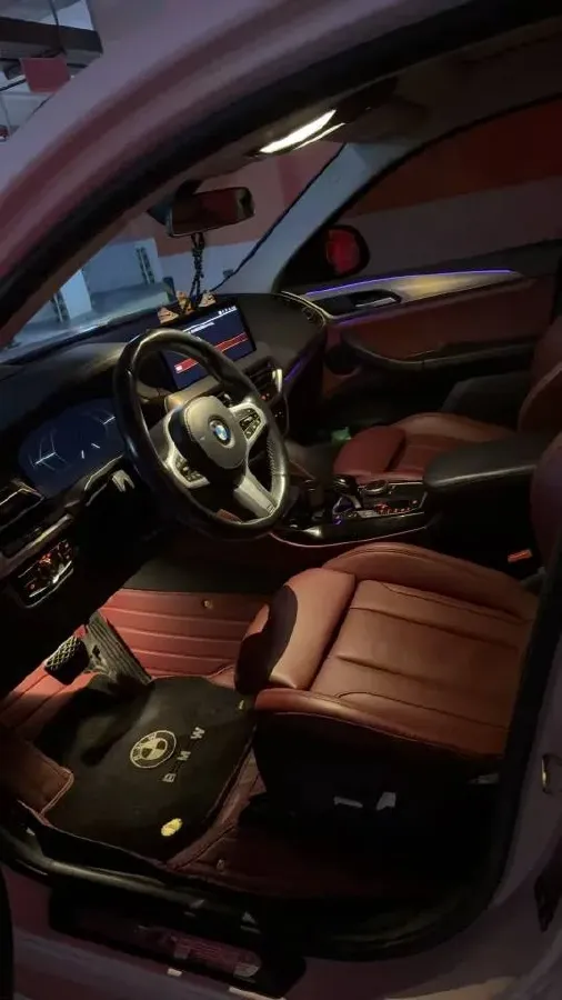 2022 BMW X4 2.0T 245HP L4 8AT,autocango,china used car exporter,china ev exporter,chinese used car exporter,chinese used ev exporter