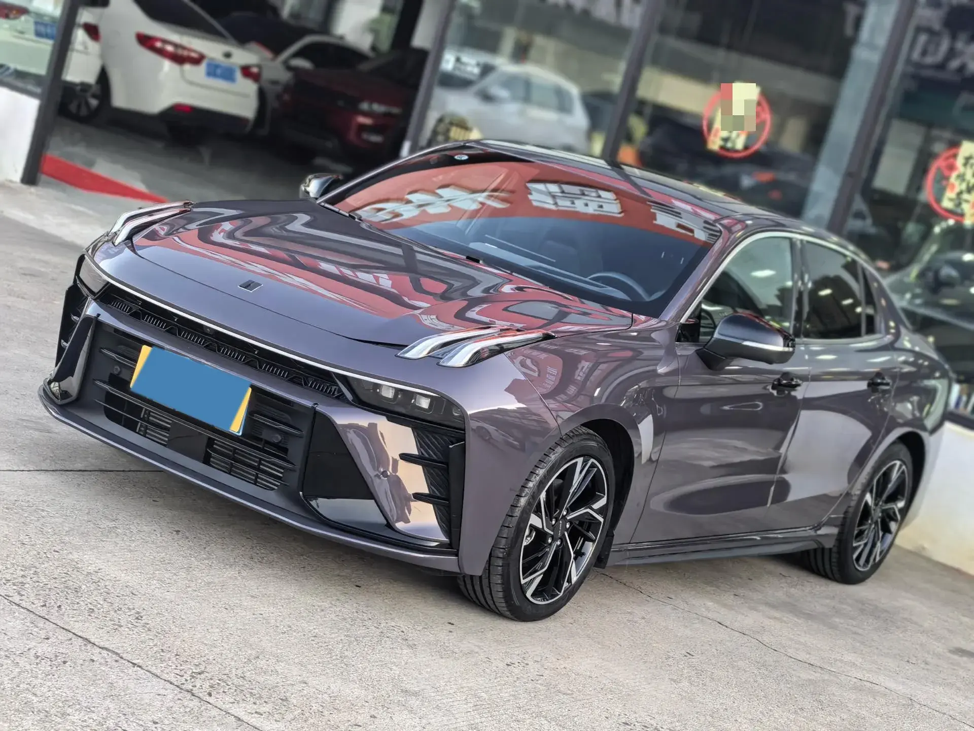 2025 LYNK&CO 03 thumbnail 2