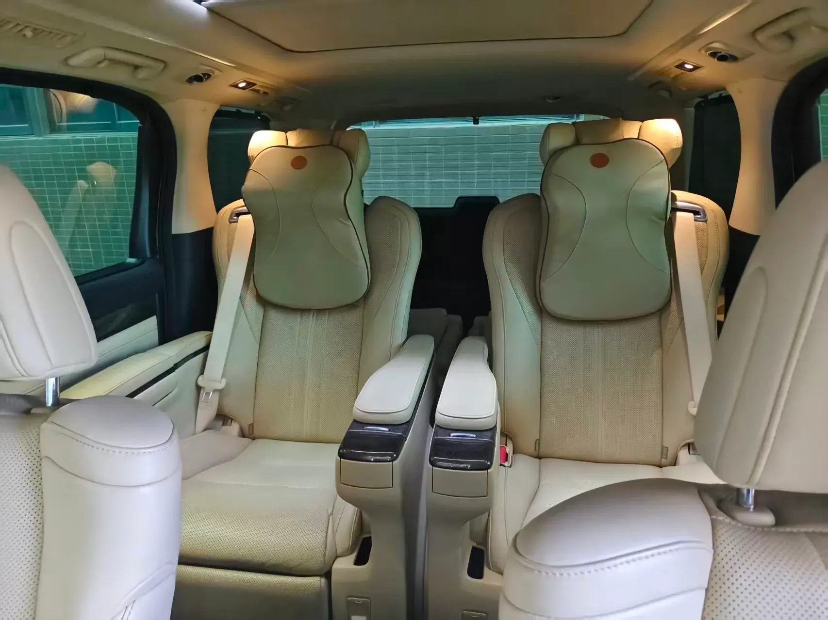 2021 TOYOTA ALPHARD thumbnail 4