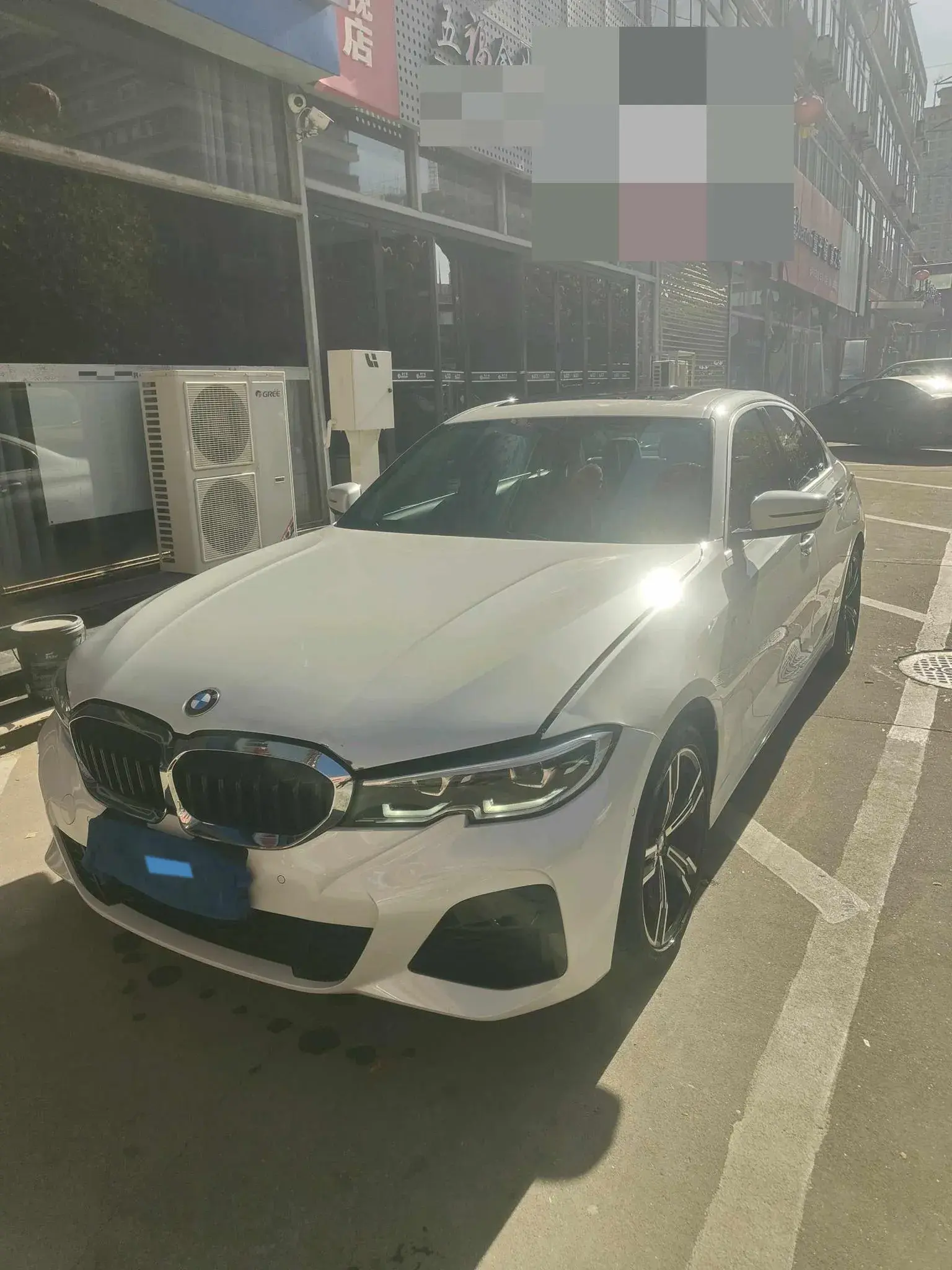 2021 BMW 3 view 1