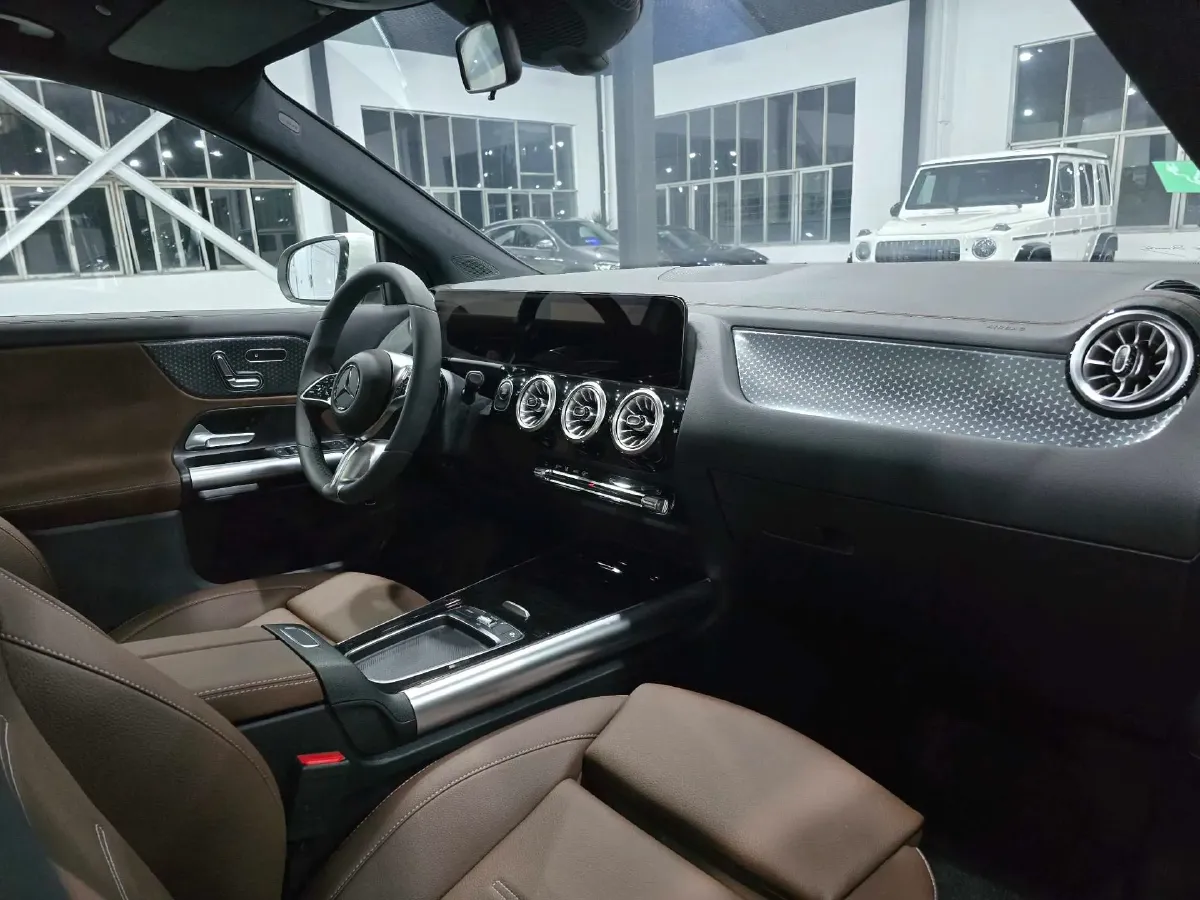 2025 Mercedes-Benz EQA Class BEV 73.5KWH,autocango,china used car exporter,china ev exporter,chinese used car exporter,chinese used ev exporter