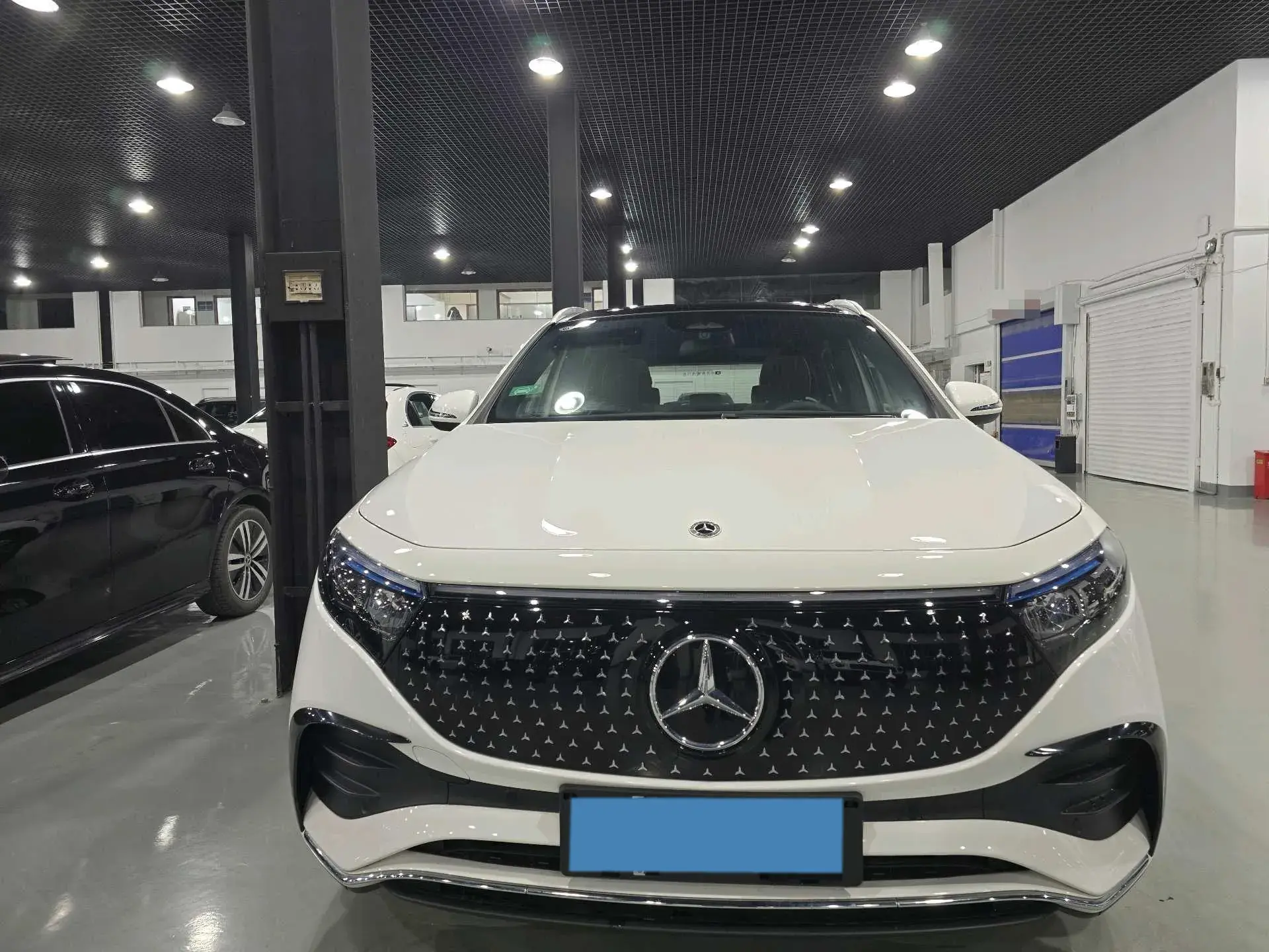 2025 MERCEDES-BENZ EQA thumbnail 2