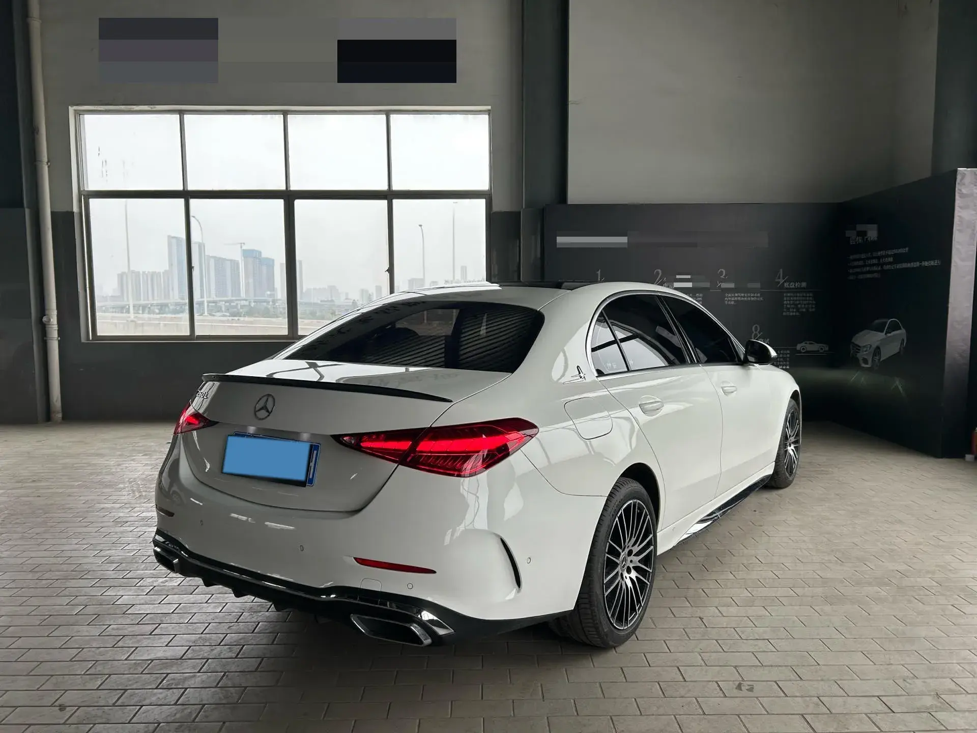 2023 MERCEDES-BENZ C thumbnail 4