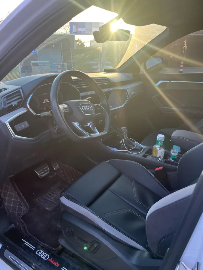 2024 Audi Q2L 1.5T 160HP L4 7DCT,autocango,china used car exporter,china ev exporter,chinese used car exporter,chinese used ev exporter