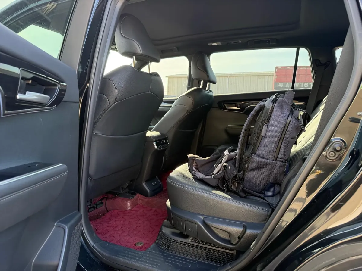 2022 Toyota Crown Kluger 2.5L 192HP L4 E-CVT Hybrid,autocango,china used car exporter,china ev exporter,chinese used car exporter,chinese used ev exporter