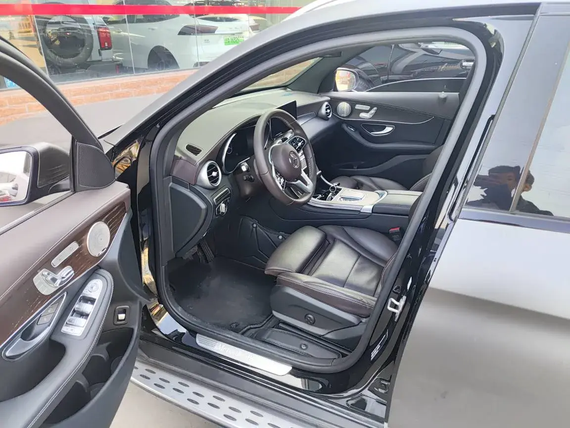 2022 MERCEDES-BENZ GLC thumbnail 3