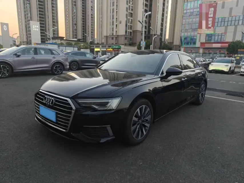 2020 Audi A6L 2.0T 224HP L4 7DCT,autocango,china used car exporter,china ev exporter,chinese used car exporter,chinese used ev exporter