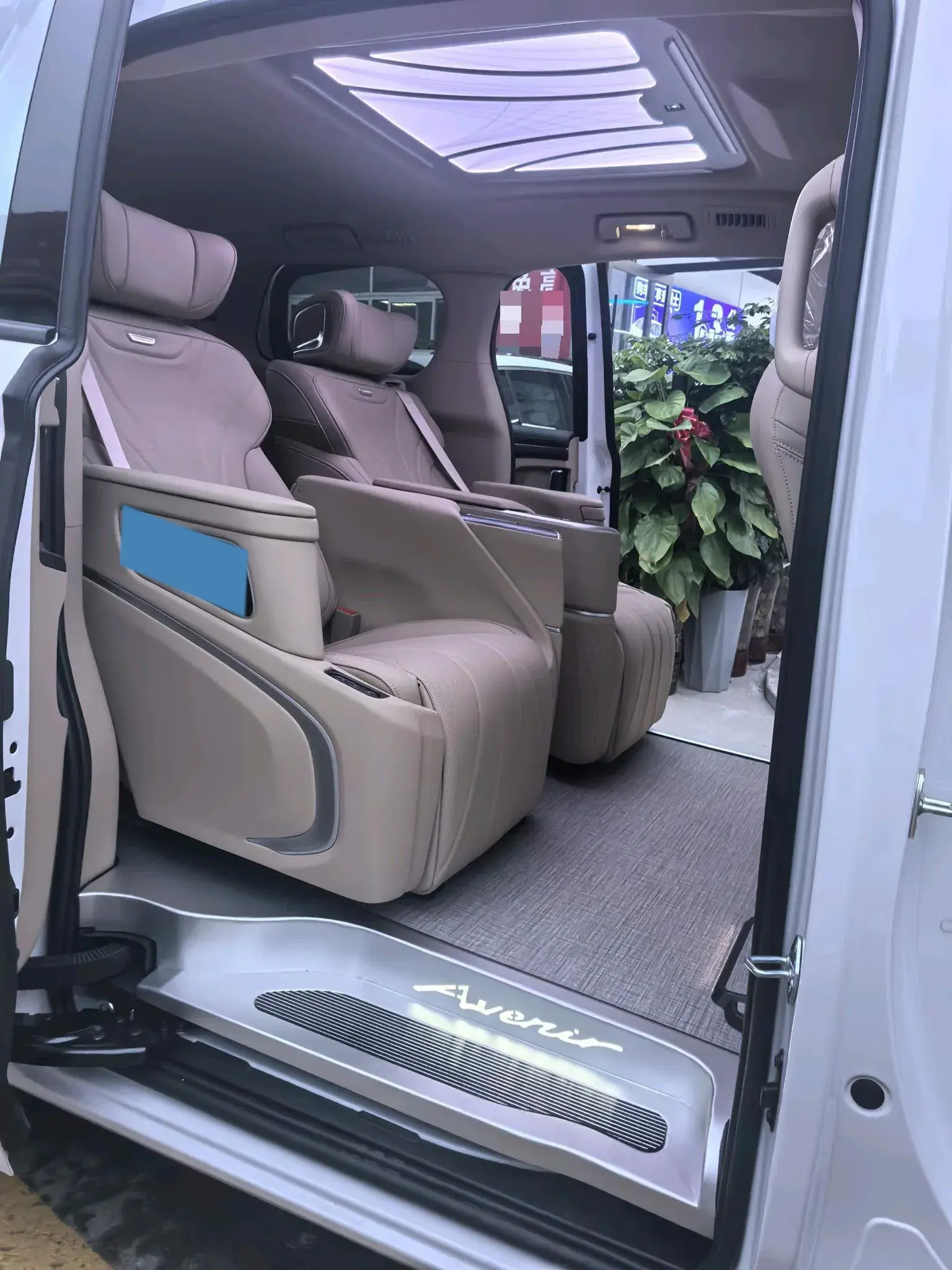 2025 BUICK GL8 thumbnail 3