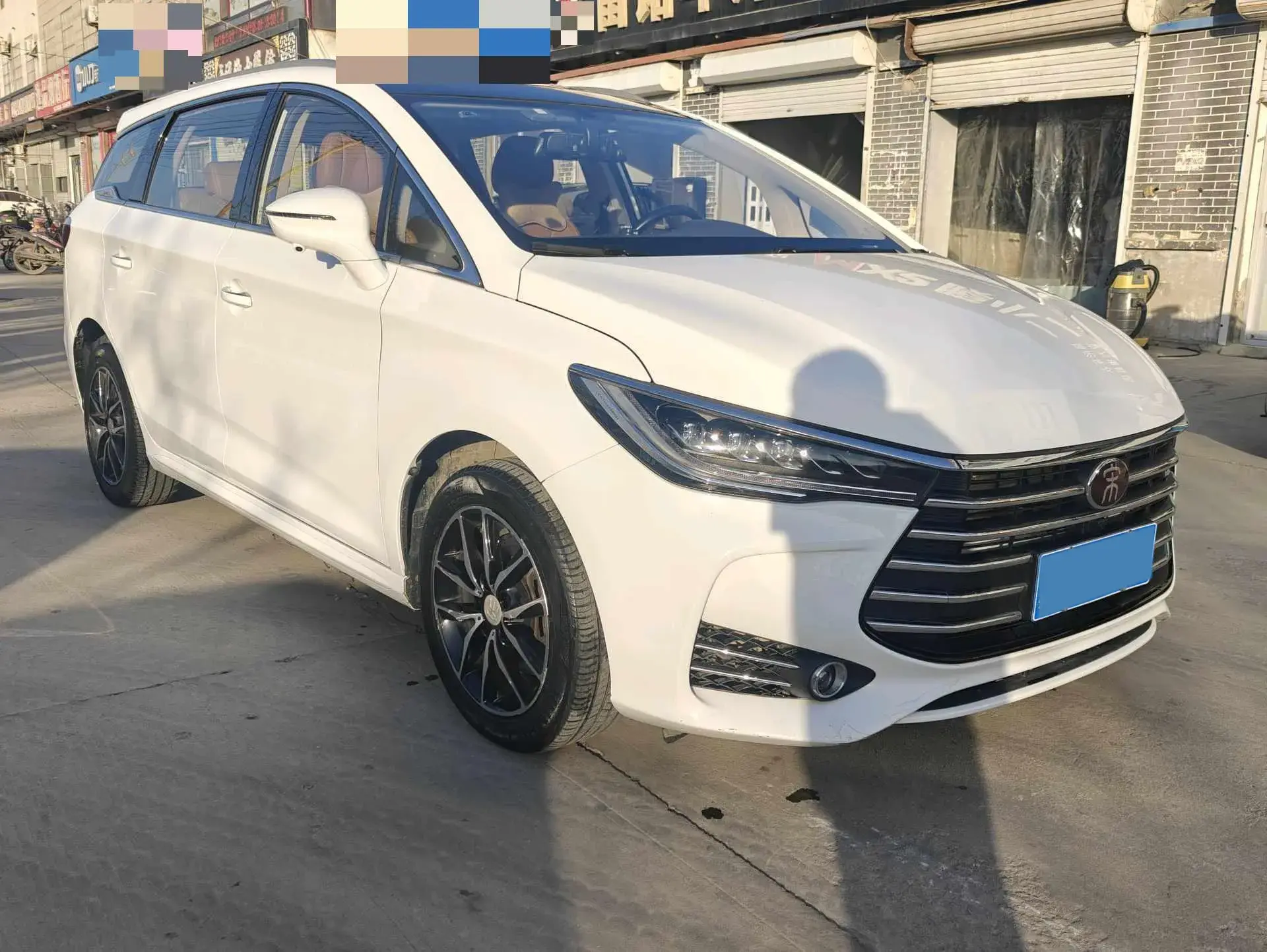 2018 BYD SONG thumbnail 3