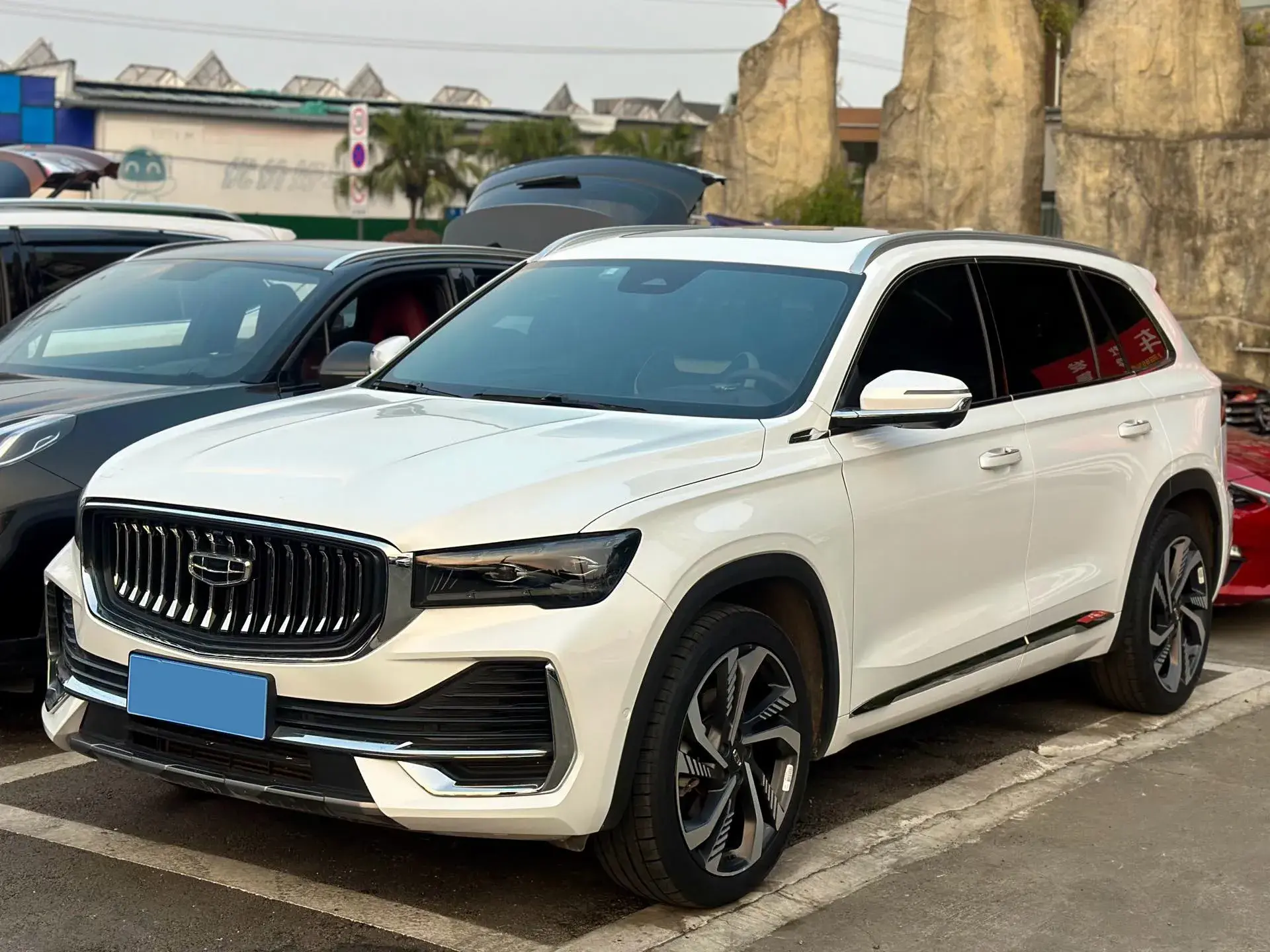 2021 GEELY MONJARO view 1