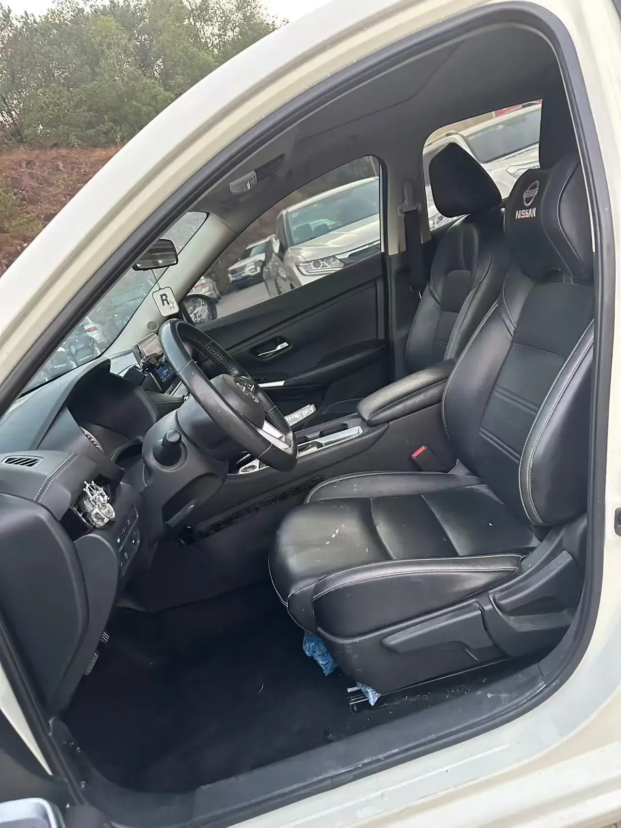 2022 NISSAN SYLPHY thumbnail 3