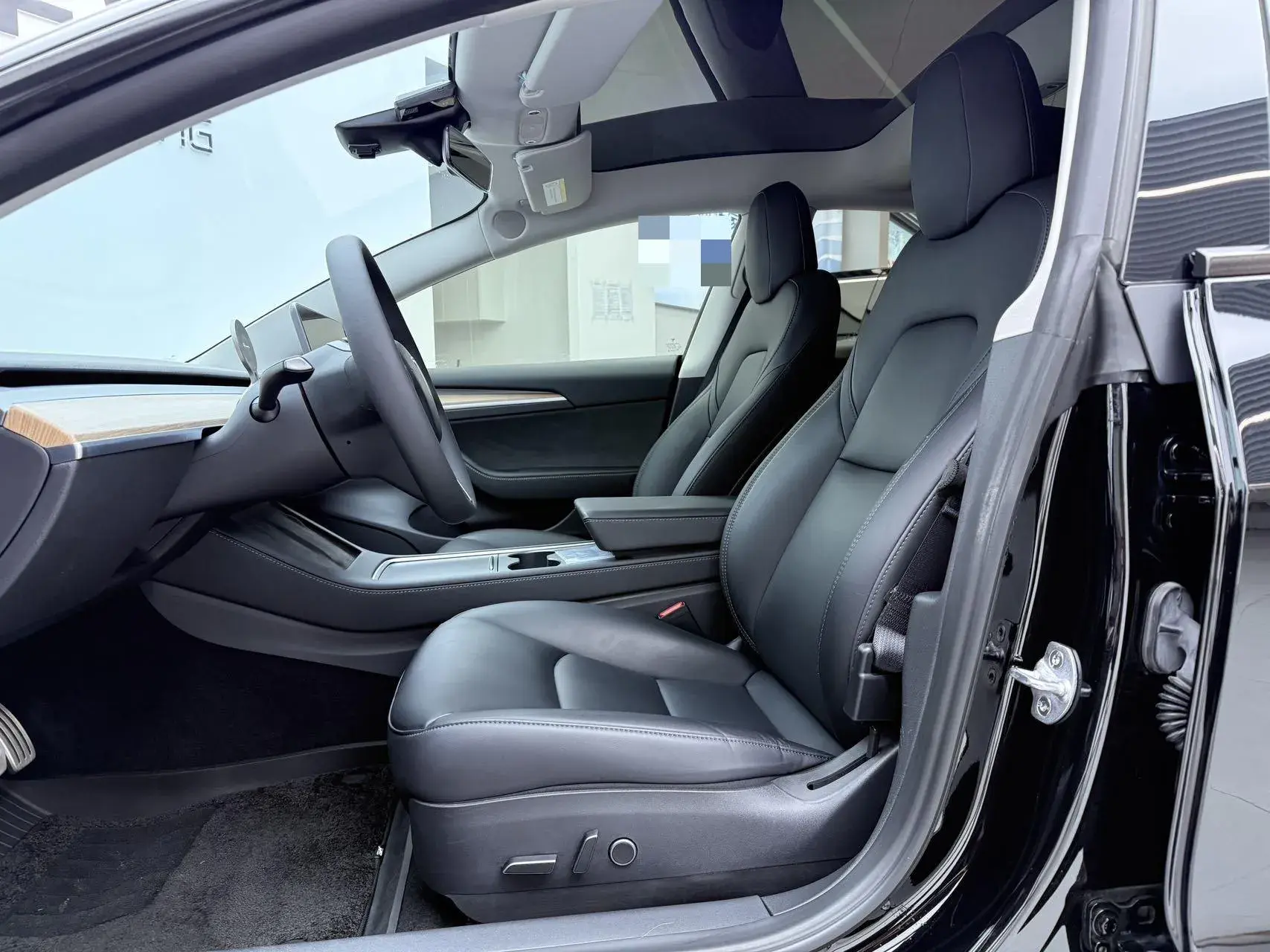 2022 TESLA MODEL thumbnail 4