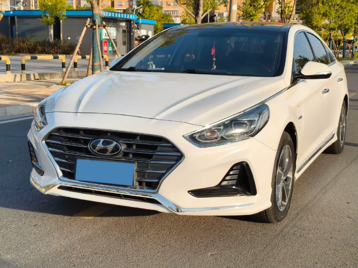 2018 Hyundai Sonata 2.0L 156HP L4 6AT PHEV 12.9KWH