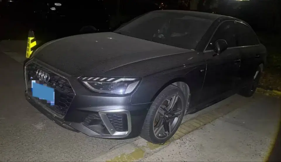 2020 AUDI A4L view 1