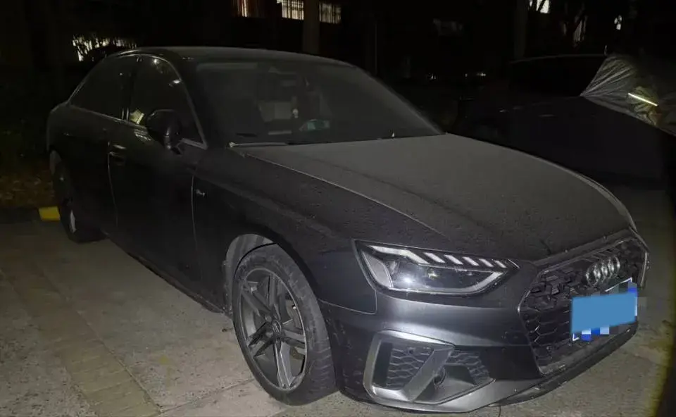 2020 AUDI A4L thumbnail 3
