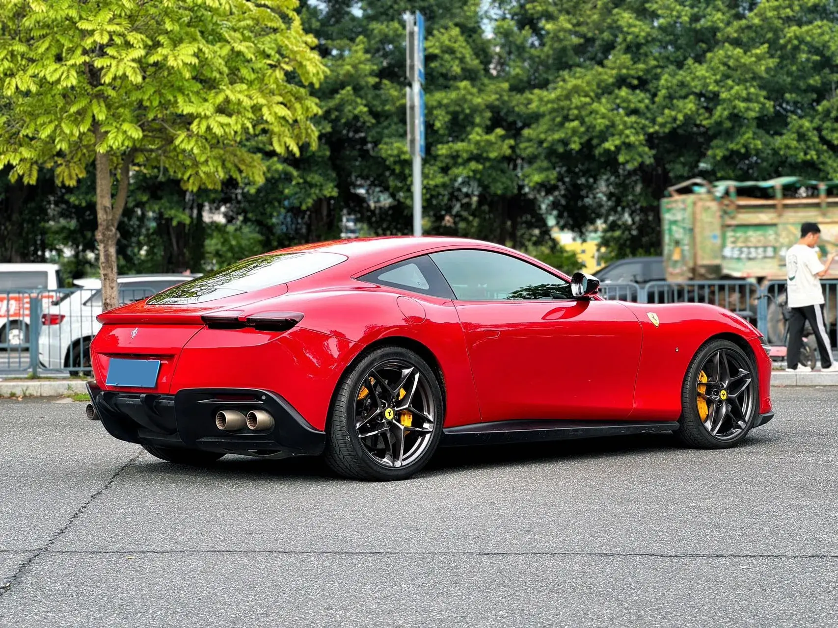 2020 FERRARI ROMA thumbnail 4