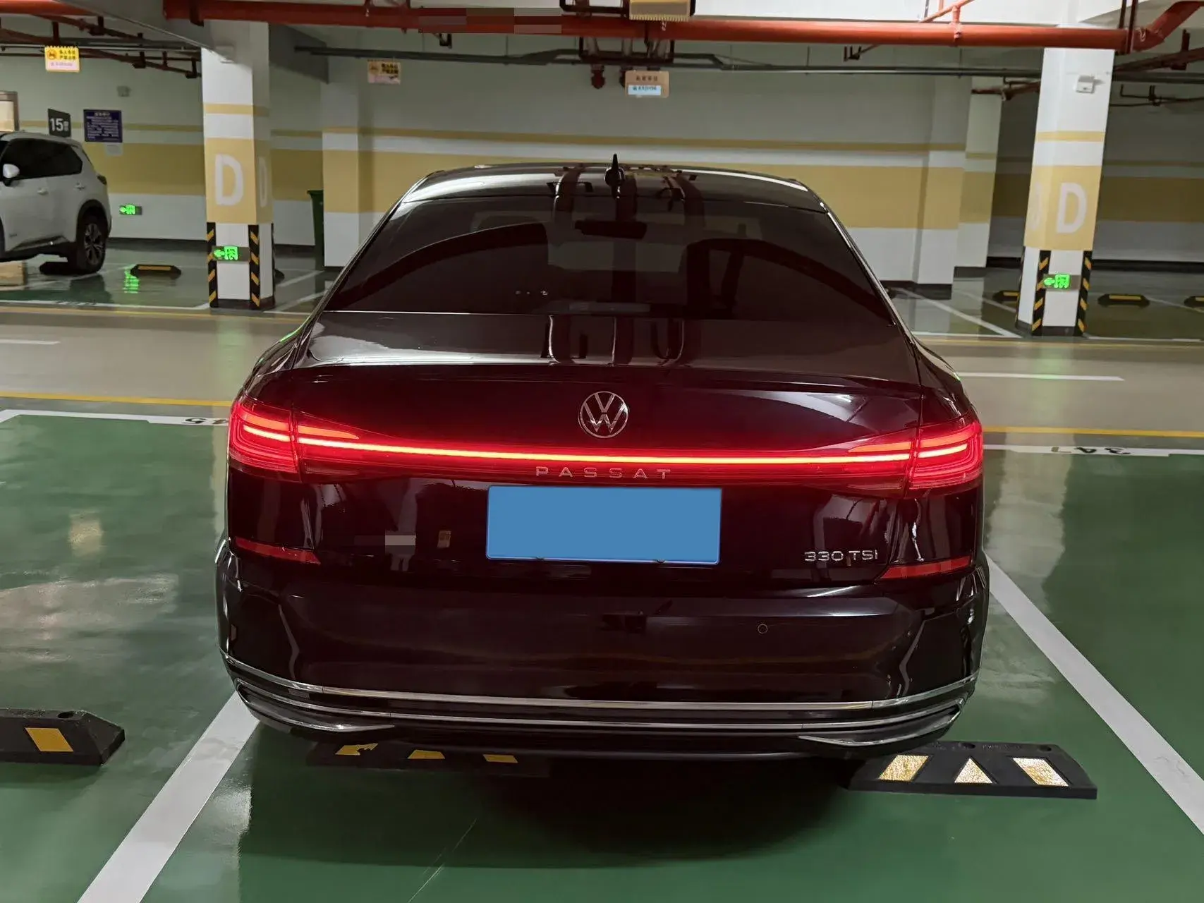 2022 VOLKSWAGEN PASSAT thumbnail 3