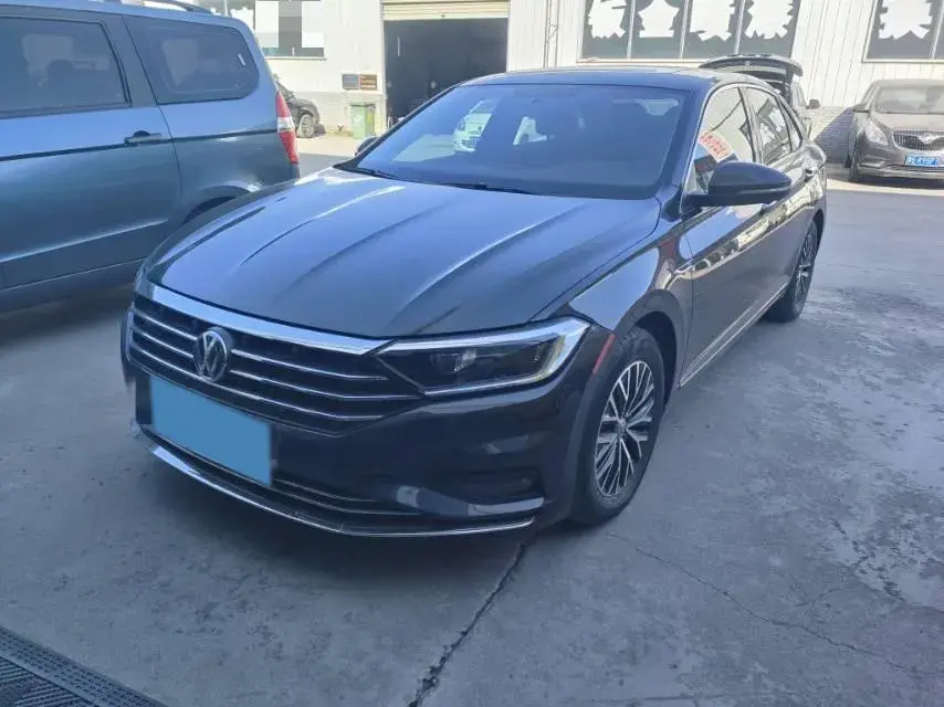 2019 VOLKSWAGEN SAGITAR view 1