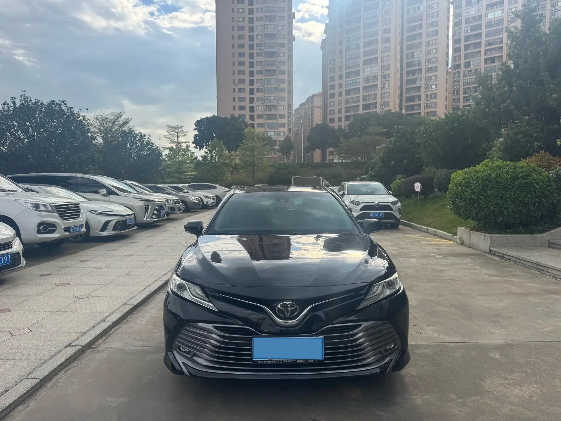 2019 TOYOTA CAMRY thumbnail 2