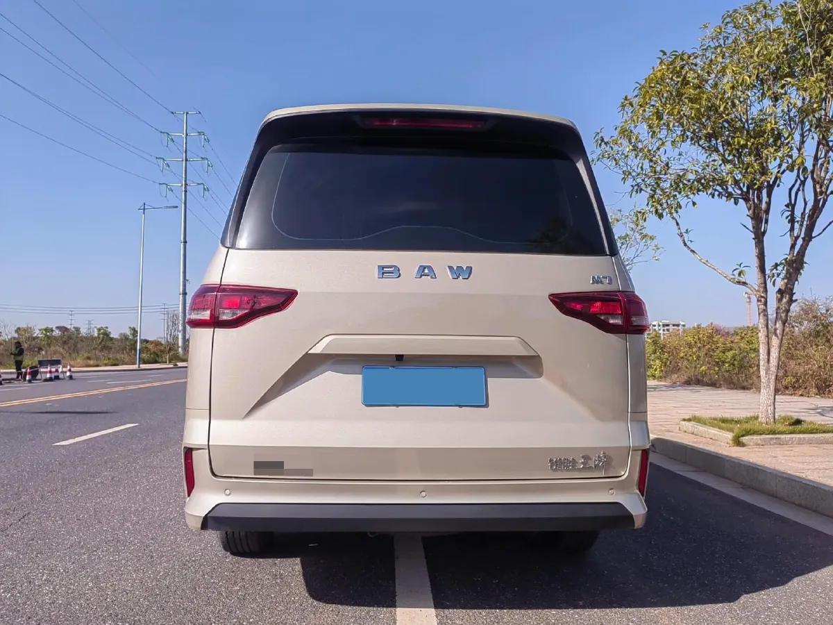 2023 BAW RuiSheng Trump M7 2.0L 144HP L4 8AT,autocango,china used car exporter,china ev exporter,chinese used car exporter,chinese used ev exporter