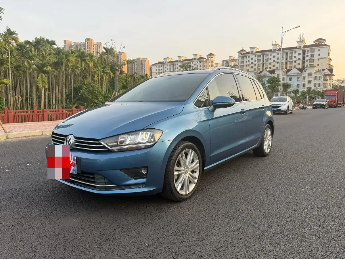 2018 Volkswagen Golf Sportsvan 1.4T 150HP L4 7DCT